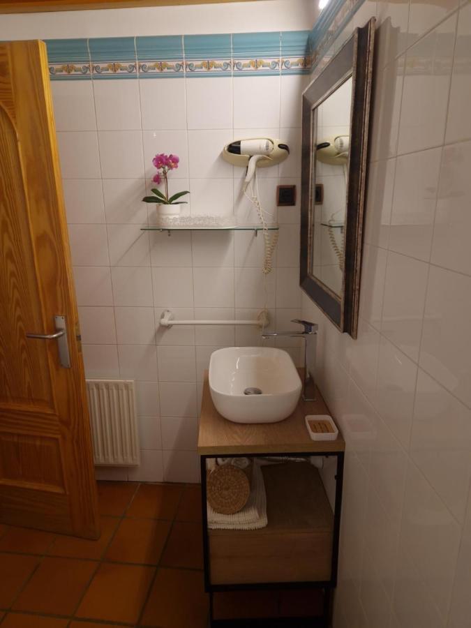 Hospederia El Arco Hotel Villavieja del Lozoya Eksteriør billede